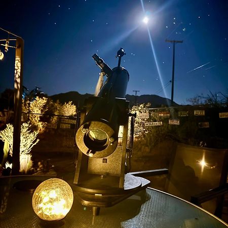 Float Pool, Hot Tub, Sauna, Views, Telescope-Skywatchers Haven Joshua Tree Dış mekan fotoğraf